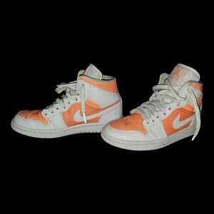 Jordan Sneakers White and Orange